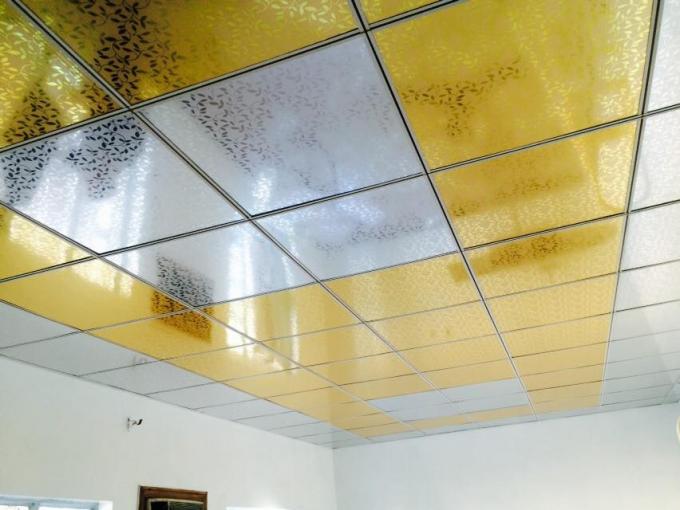 Flat Waterproof PVC Ceiling Panels Fire Resistant Hot Stamping Surface